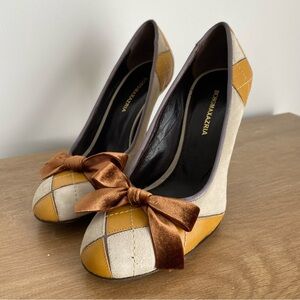 BCBGMAXAZRIA Vintage Ilona Argyle Heels